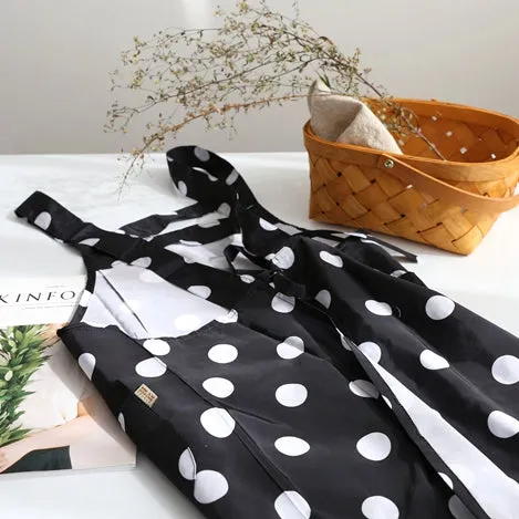 Black And White Dot Apron Fashion Home Kitchen Workwear A18023