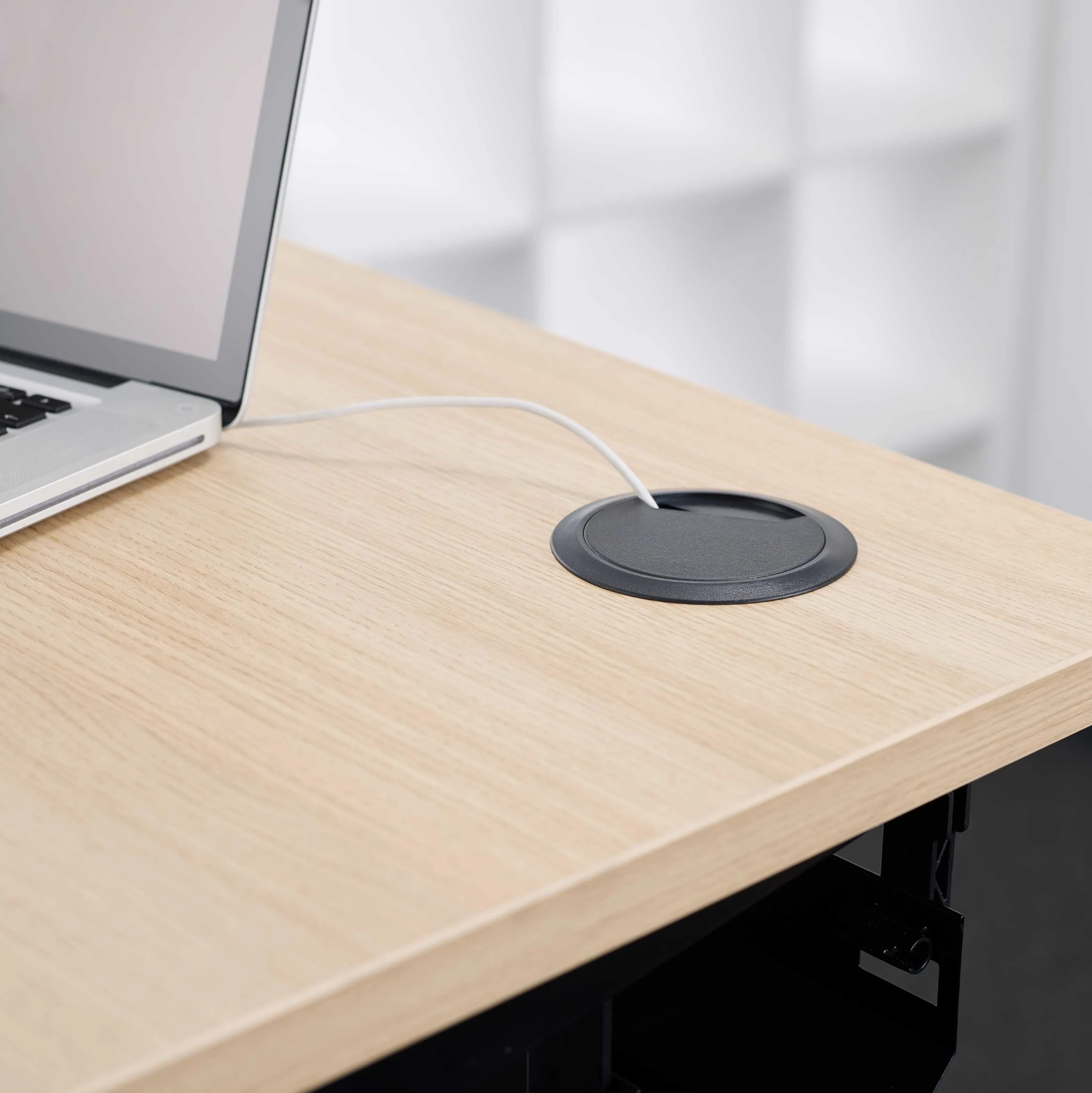 Kloven Desk Cable Ports